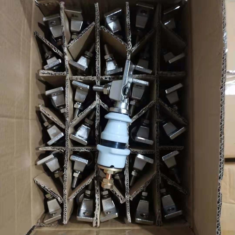 Cabeza estándar del estruendo 1.2KV 250A roscada forrando a la asamblea para el mercado norteamericano