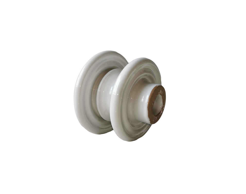 Aisladores estándar del carrete de la porcelana del OEM 1.5KV del IEC