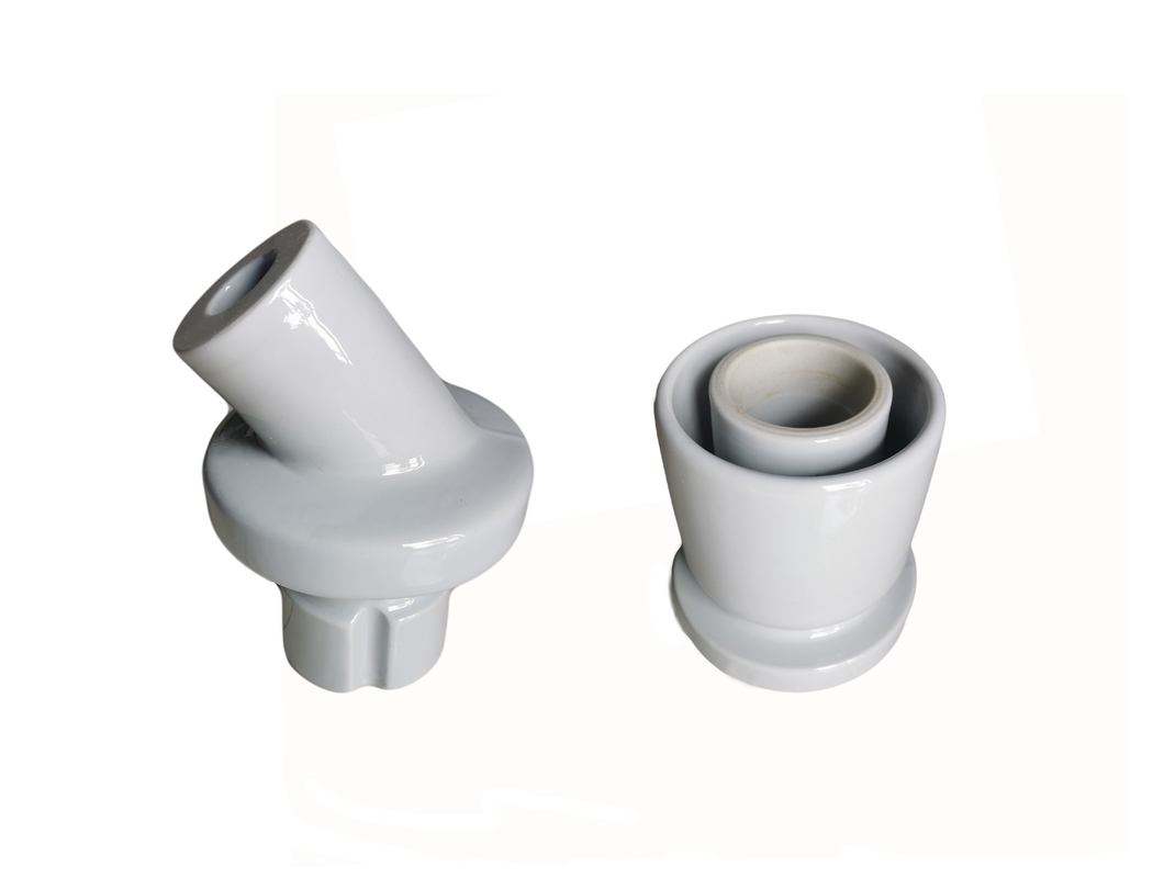 Diversa forma customerized los aisladores/OEM de la línea eléctrica de la porcelana disponibles