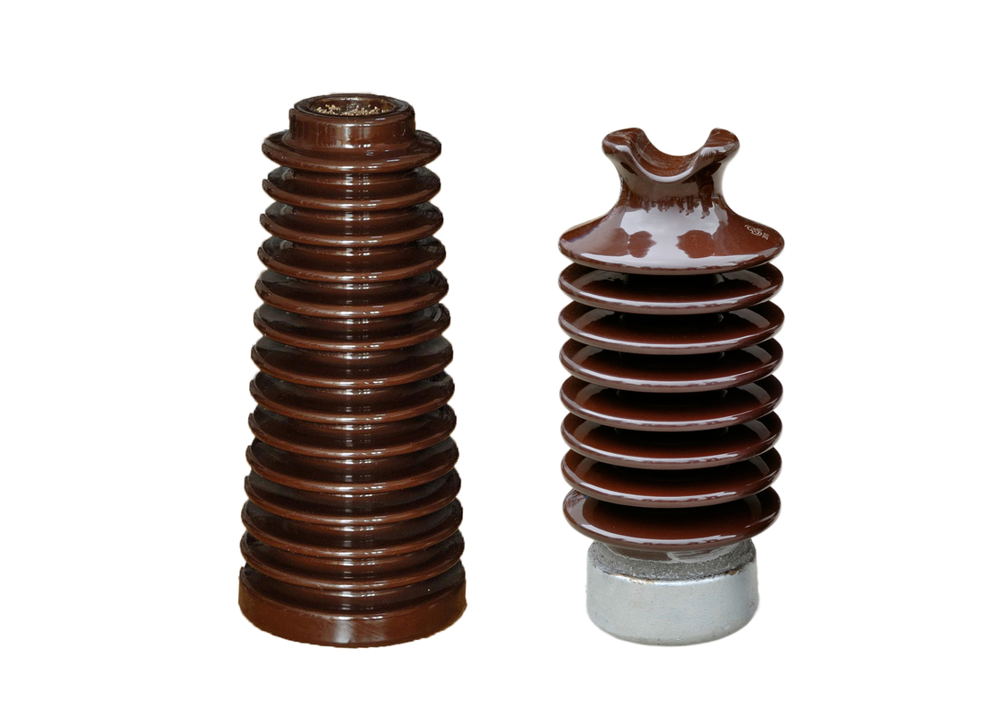 Aisladores del poste de la porcelana de la altura 12.5kN de Brown 381m m para la distribución de Electric Power