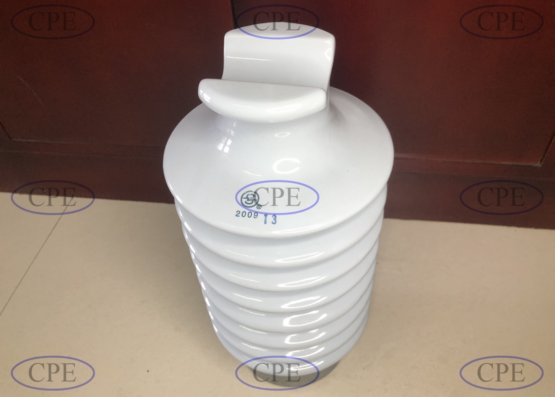 Línea aislador de la porcelana C-120 del ANSI 57-3 del IEC del cuello del poste F