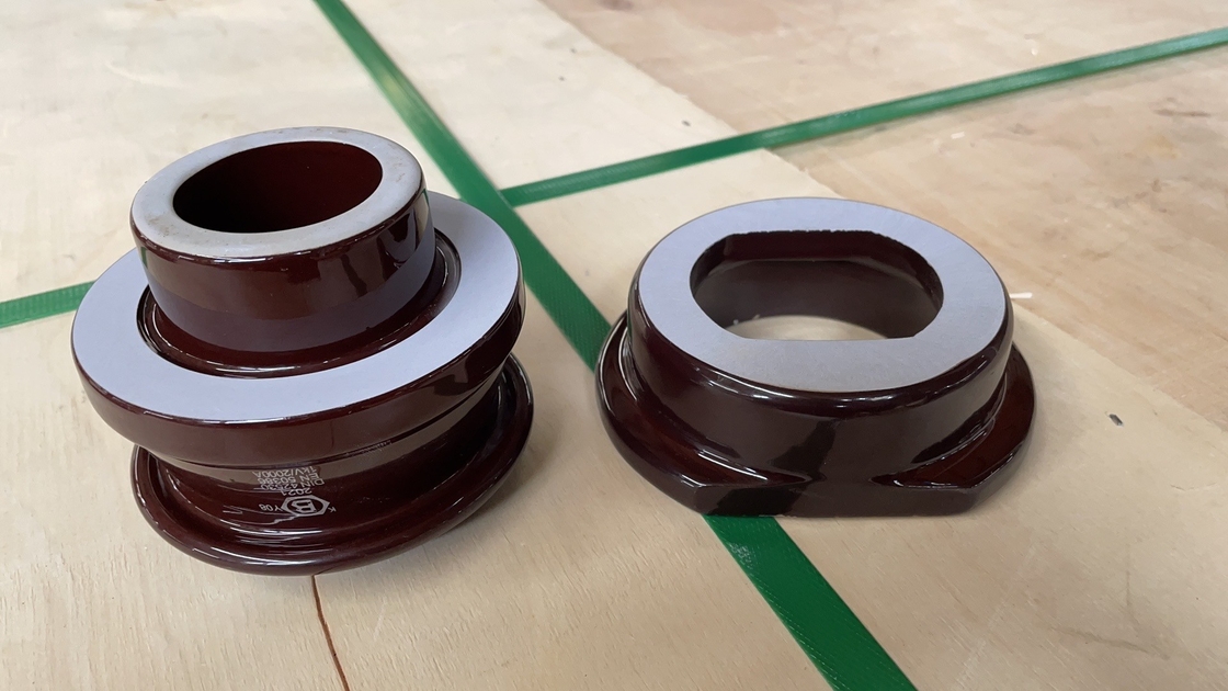 Brown esmaltó el buje de la porcelana del transformador de 1kV 2000A