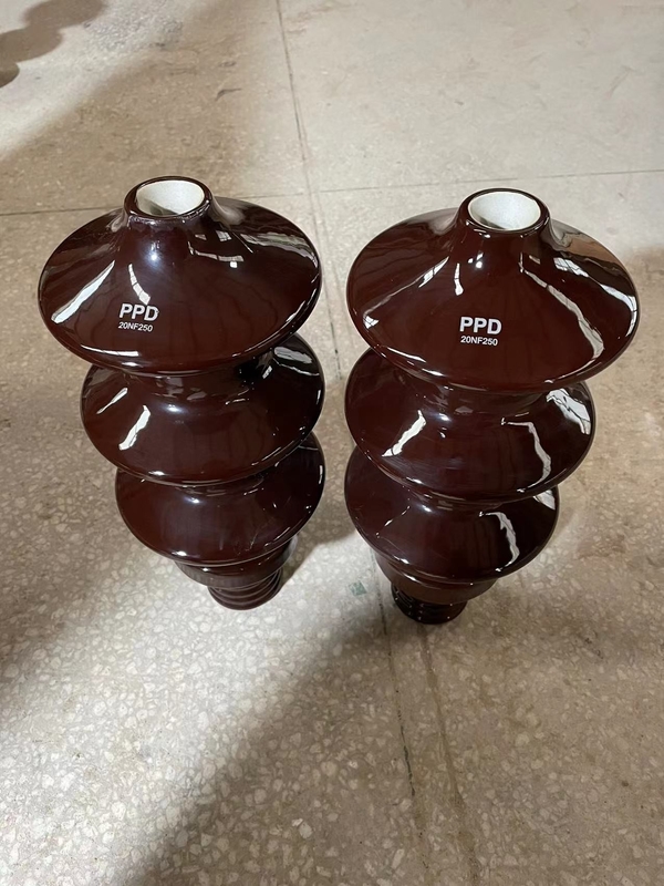 Buje de alto voltaje/OEM del transformador de la porcelana C-110 de Brown