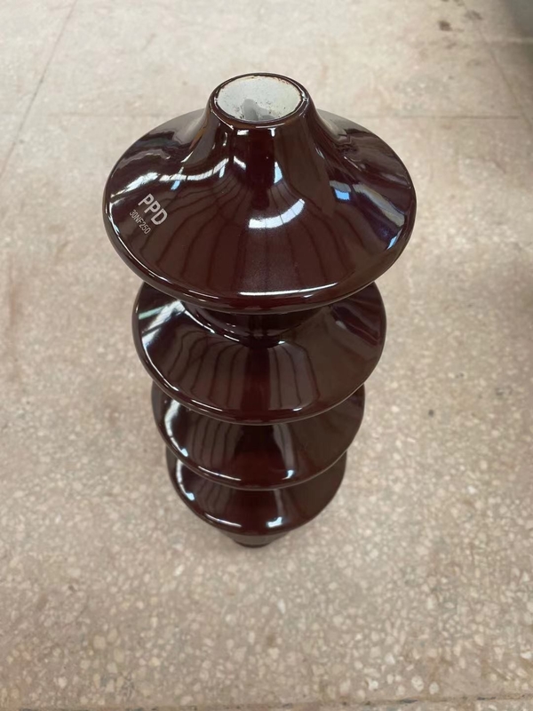 El estruendo 42531 Brown del OEM esmaltó el buje 30NF250 de la porcelana del transformador