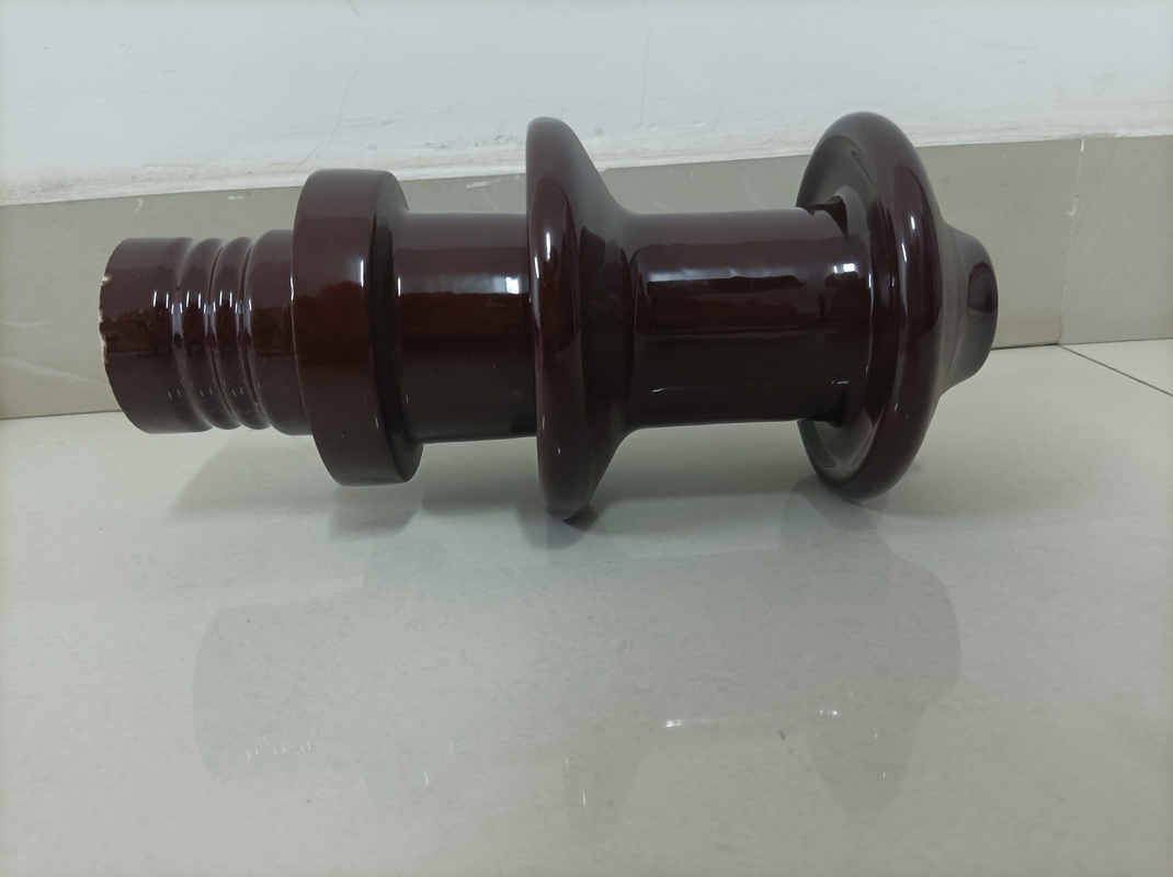 Brown esmaltó el buje DT-10NF250 de la porcelana del transformador para el transformador de aceite
