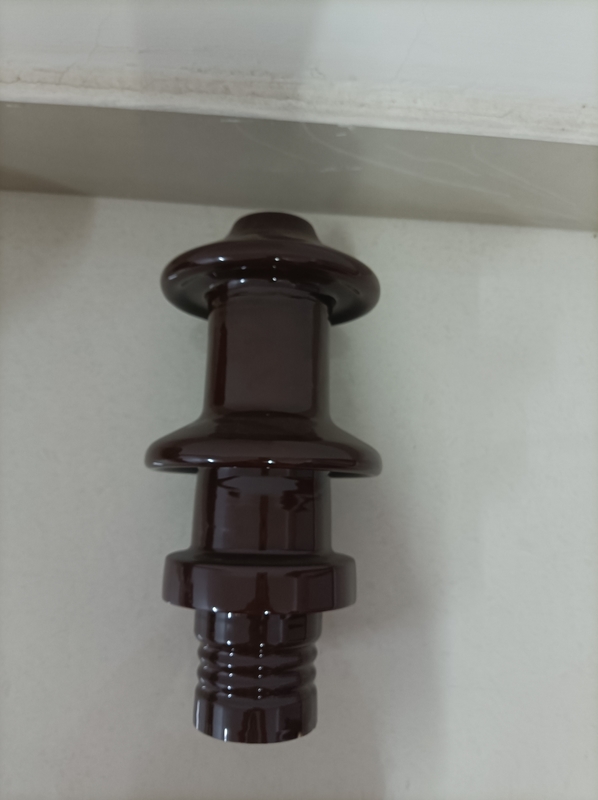 El buje Brown de la porcelana del transformador de aceite DT-10NF250 esmaltó al OEM